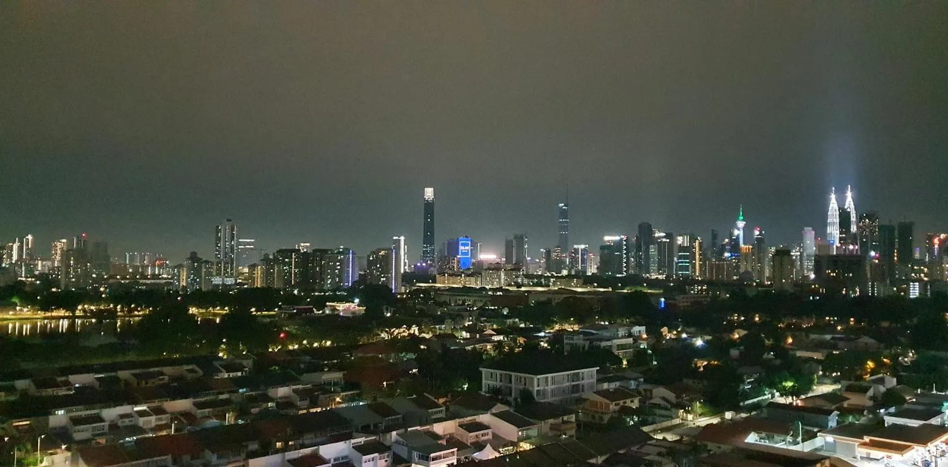 The Elements Ampang Infinity Pool Apartment Kuala Lumpur 0*,  Malaysia